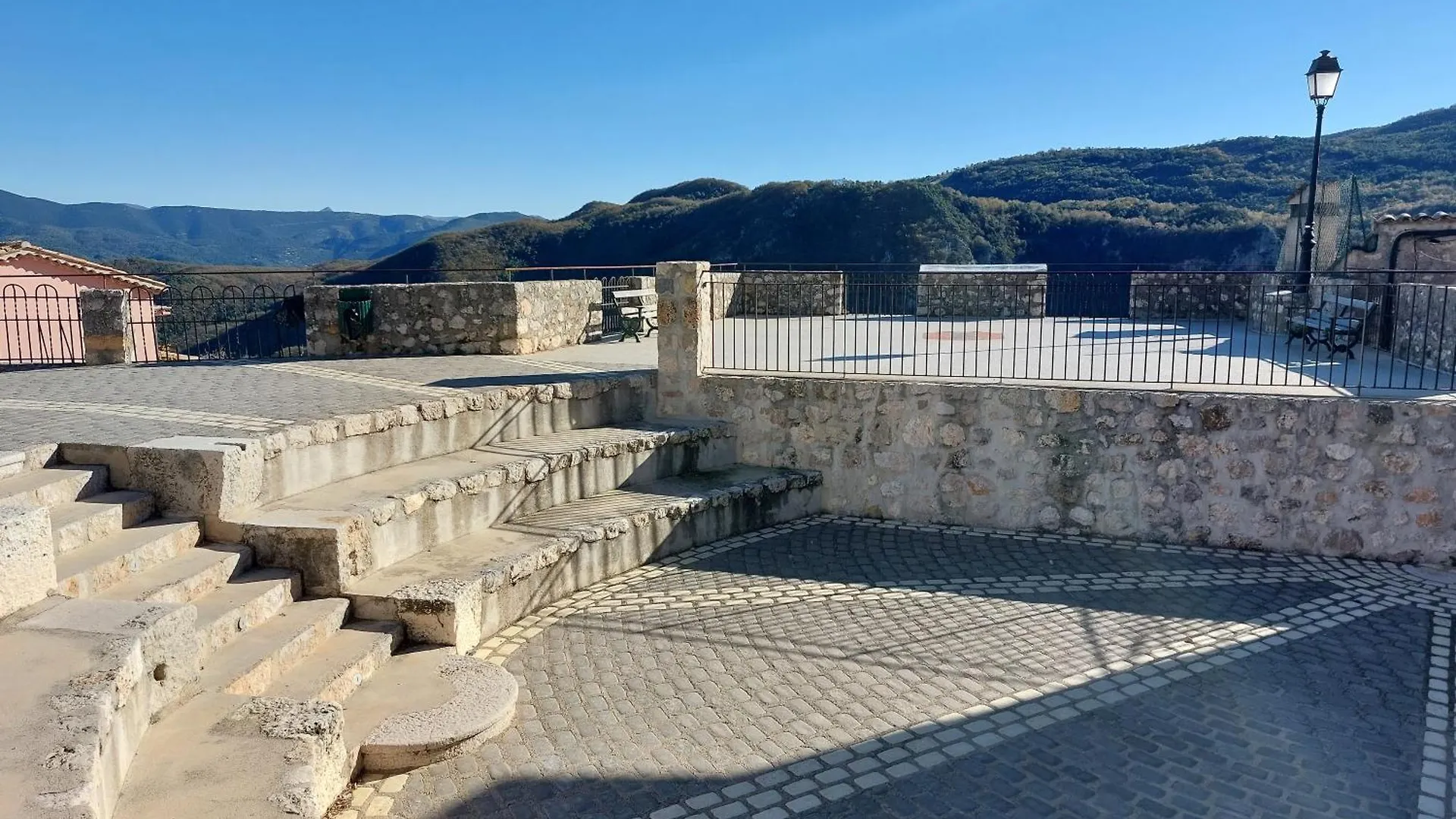 Les Gites De Bouyon Bed & Breakfast