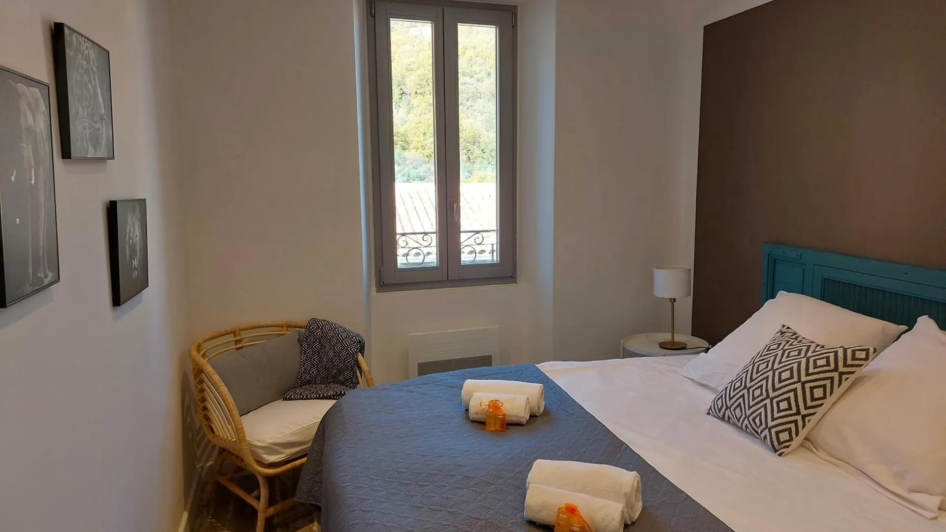 Entre mer et montagnes gîte d'étape la maison Barnoin et gîtes individuels Bouyon